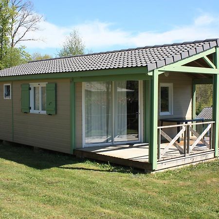 Cottages Du Lac De Miel Beynat Quarto foto